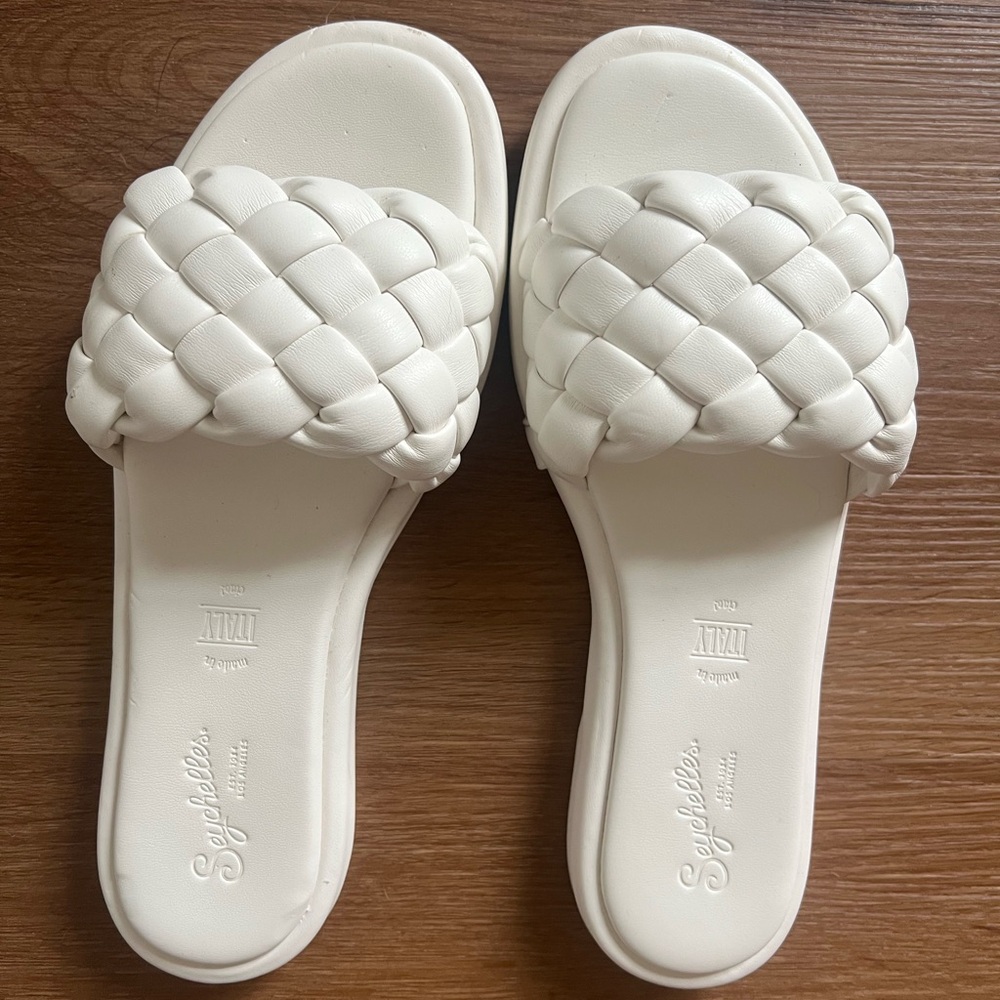 Seychelles Shoes | White Flats